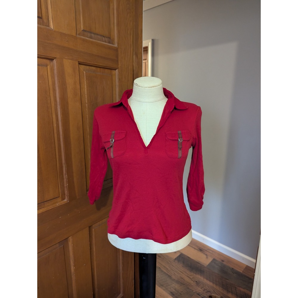 Women’s Red Collared V-Neck Pullover Top